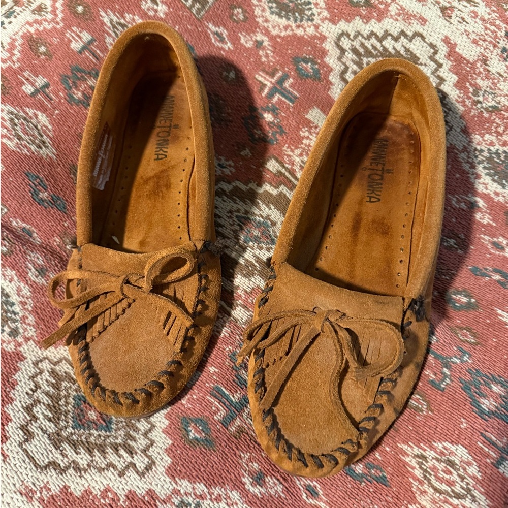 Minnetonka leather loafer moccasins